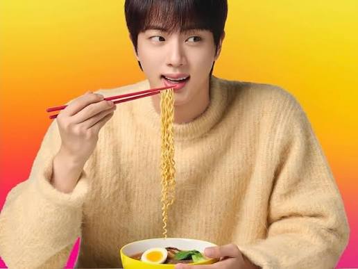 RAMEN E MASSAS